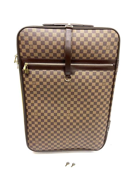 sp0018 louis vuitton